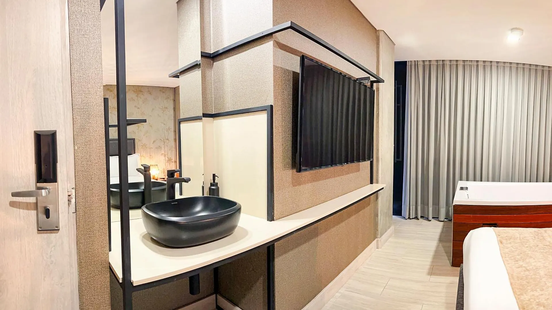 Hotel Vpv Suites Medellín